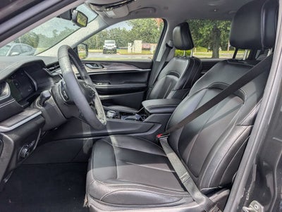 2023 Jeep Grand Cherokee L Limited 4x2