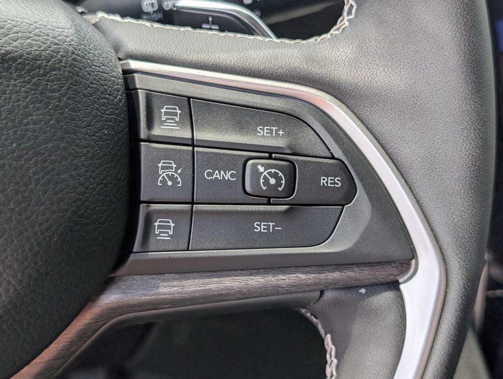 2023 Jeep Grand Cherokee L Limited 4x2