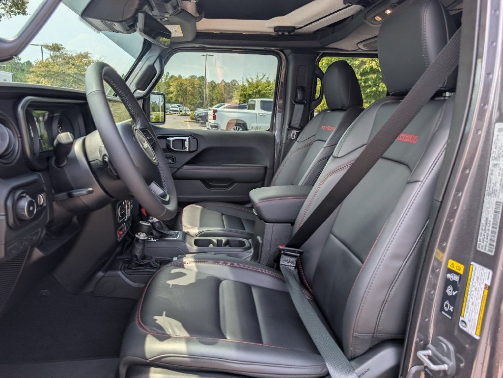 2025 Jeep Wrangler 4-Door Recon 4x4