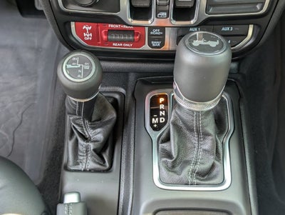 2025 Jeep Wrangler 4-Door Recon 4x4