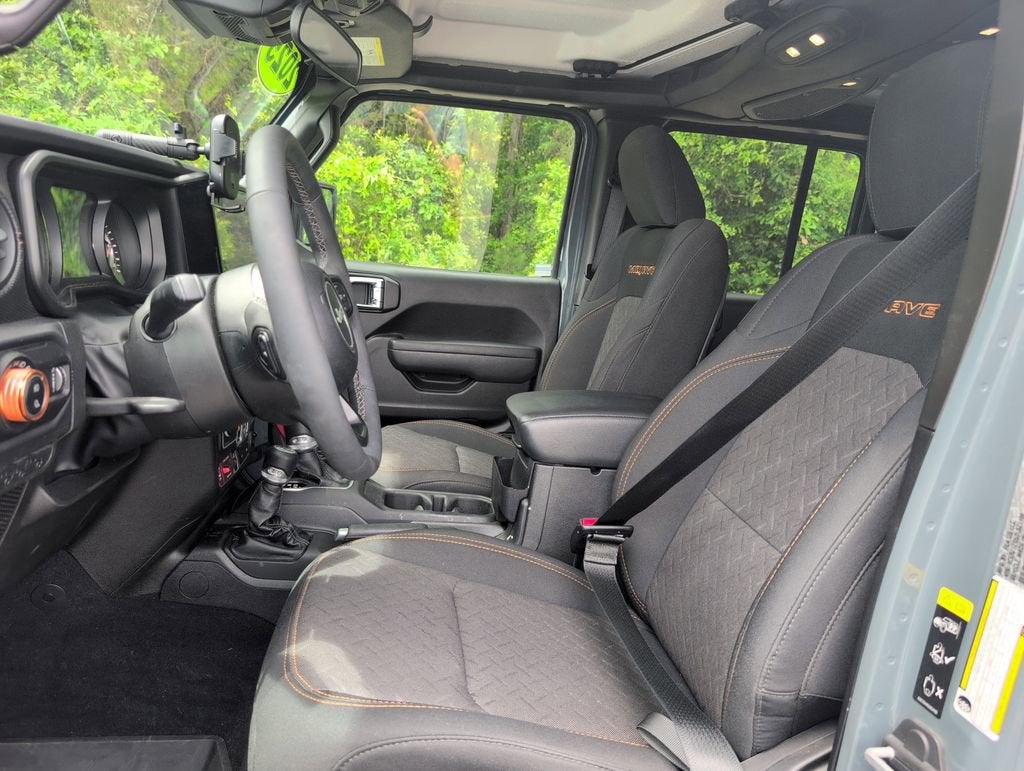 2025 Jeep Gladiator Mojave