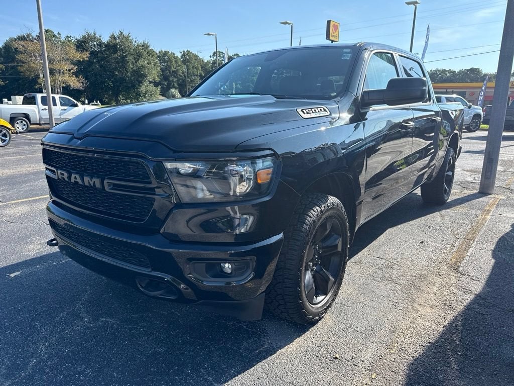 2024 RAM 1500 Tradesman Crew Cab 4x4 5'7" Box