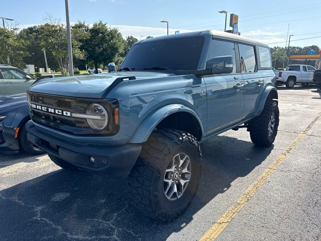 2023 Ford Bronco Base