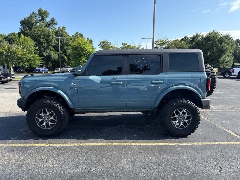 2023 Ford Bronco Base