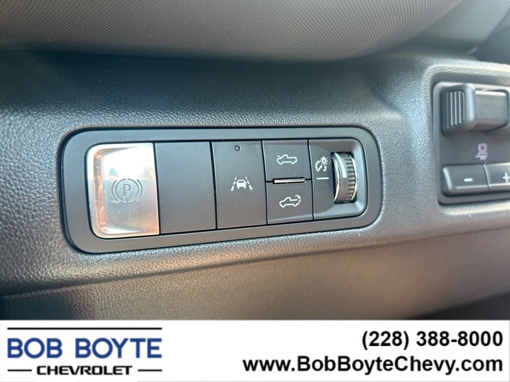 2025 Chevrolet Silverado EV LT - Extended Range