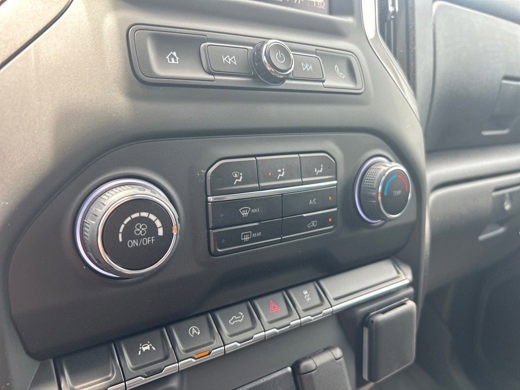 2025 Chevrolet Silverado 1500 Custom