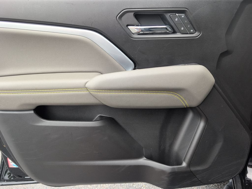 2025 Chevrolet Colorado ZR2
