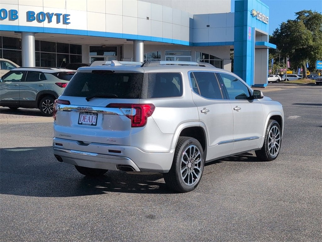 2020 GMC Acadia Denali