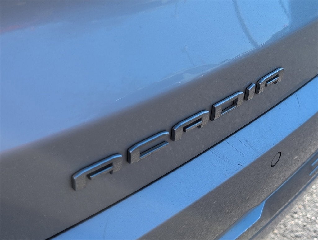 2020 GMC Acadia Denali