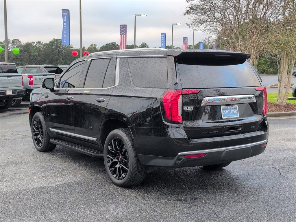 2023 GMC Yukon SLT