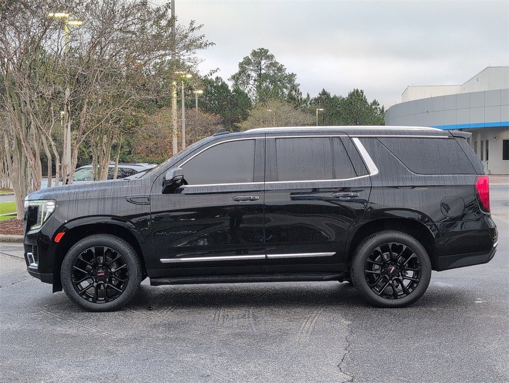 2023 GMC Yukon SLT
