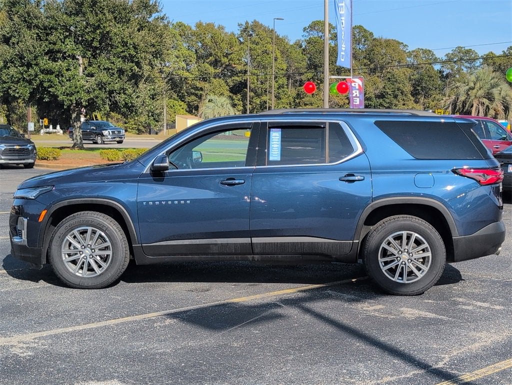 2023 Chevrolet Traverse LT Leather