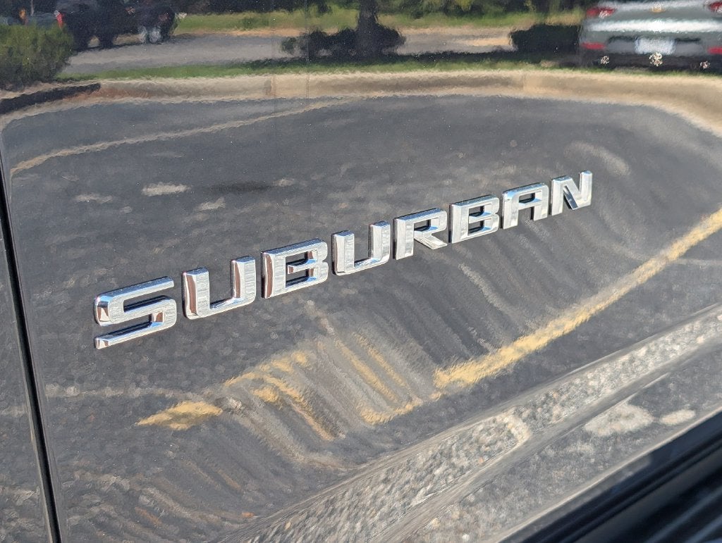 2027 Chevrolet Suburban LT