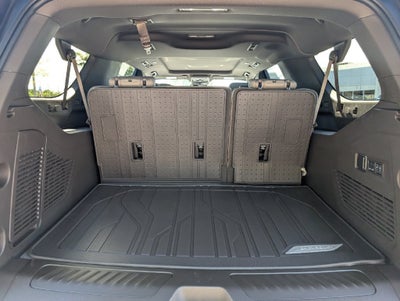 2027 Chevrolet Suburban LT