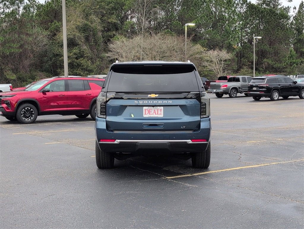 2026 Chevrolet Suburban LT