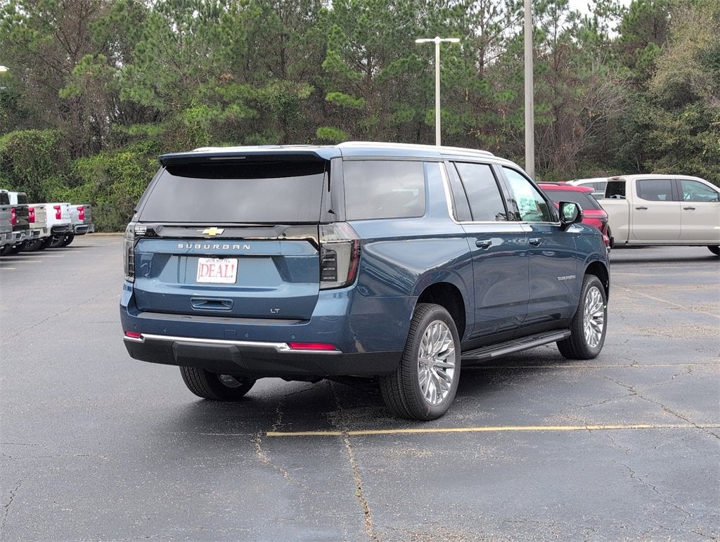 2026 Chevrolet Suburban LT