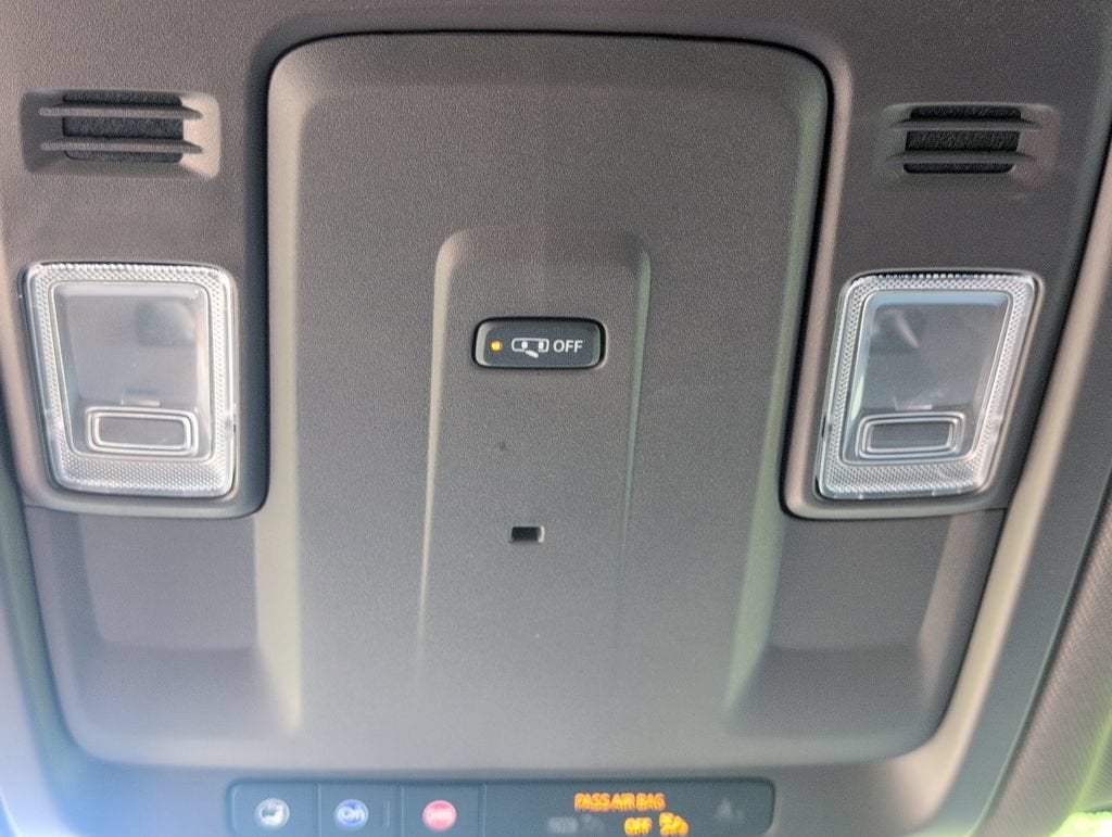 2025 Chevrolet Tahoe LS