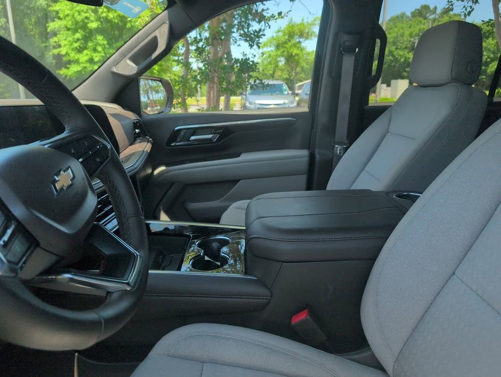 2025 Chevrolet Tahoe LS