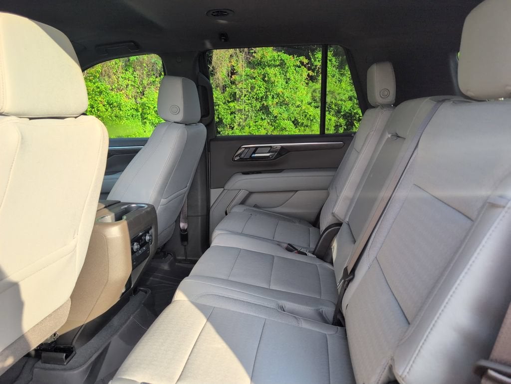 2025 Chevrolet Tahoe LS