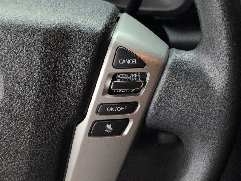 2023 Nissan Titan SV