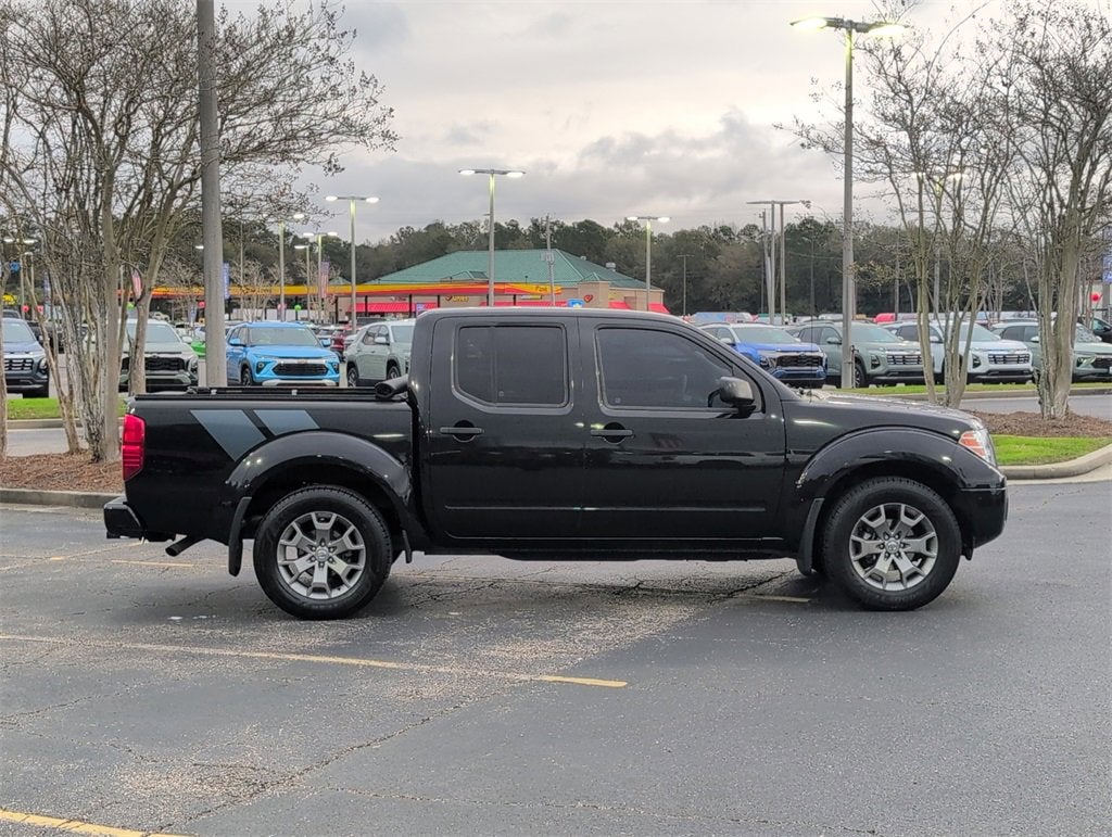 2020 Nissan Frontier SV