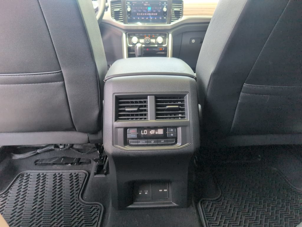 2023 Volkswagen Atlas 2.0T SEL