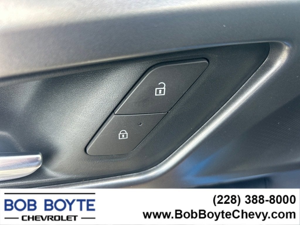 2025 Chevrolet Equinox EV RS