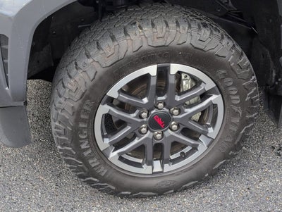 2024 Toyota Tacoma 4WD SR5