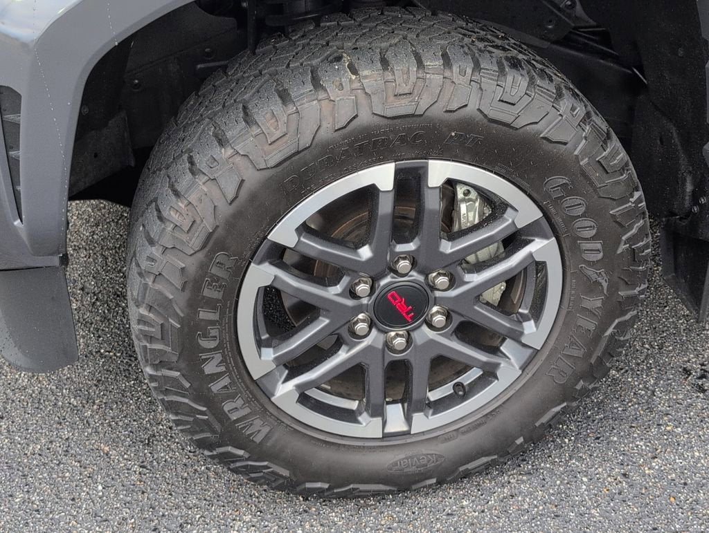 2024 Toyota Tacoma 4WD SR5