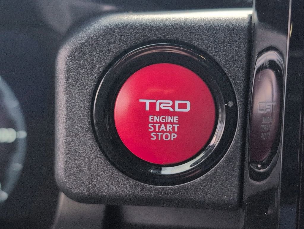 2024 Toyota Tacoma 4WD SR5