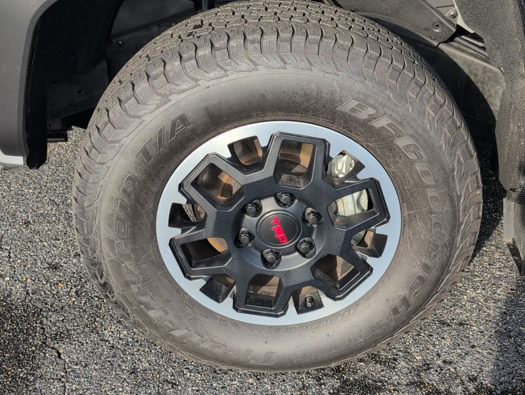 2024 Toyota Tacoma 4WD SR5