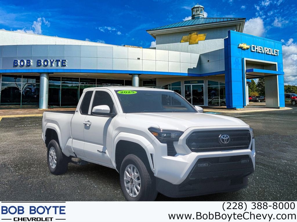 2025 Toyota Tacoma 2WD SR5