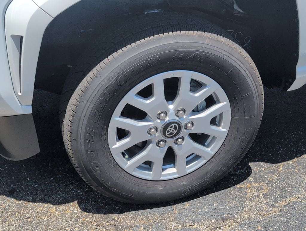 2025 Toyota Tacoma 2WD SR5