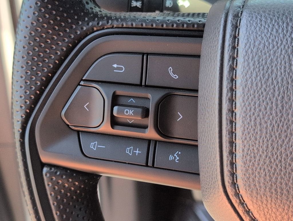 2025 Toyota Tacoma 2WD SR5