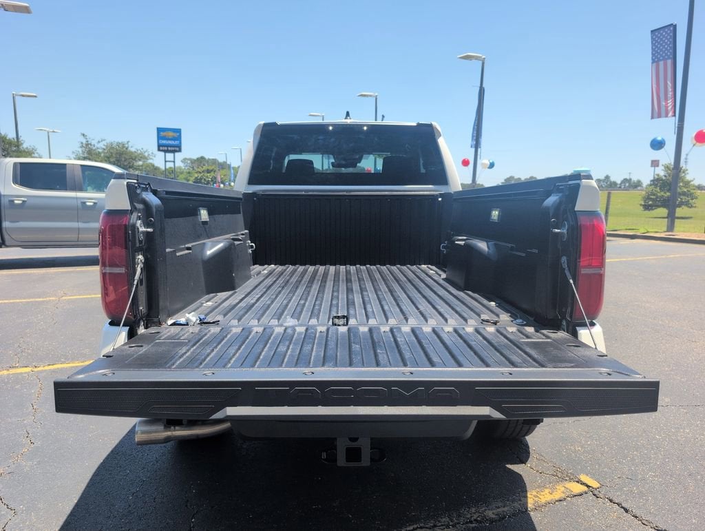 2025 Toyota Tacoma 2WD SR5