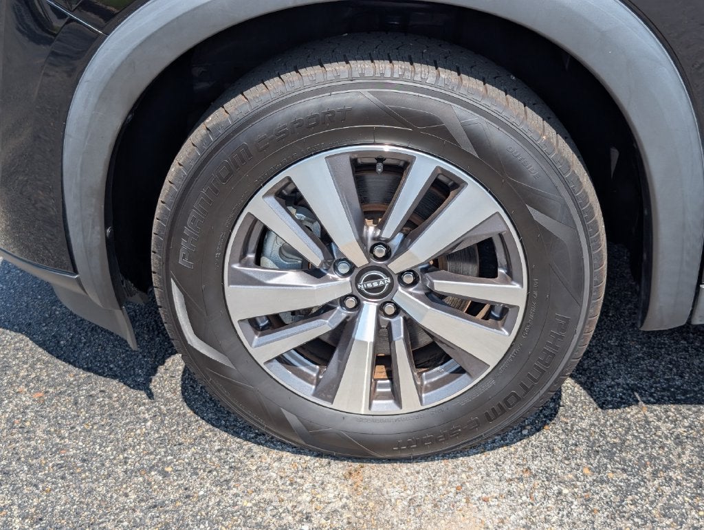 2023 Nissan Pathfinder SL FWD
