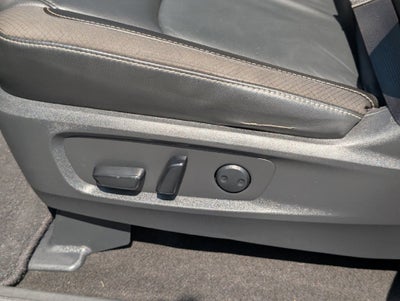 2023 Nissan Pathfinder SL FWD