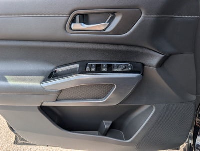2023 Nissan Pathfinder SL FWD