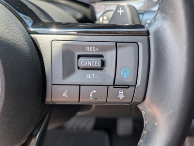 2023 Nissan Pathfinder SL FWD