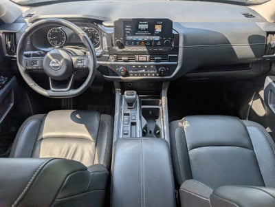 2023 Nissan Pathfinder SL FWD