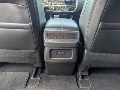 2023 Nissan Pathfinder SL FWD