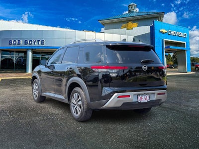 2023 Nissan Pathfinder SL FWD