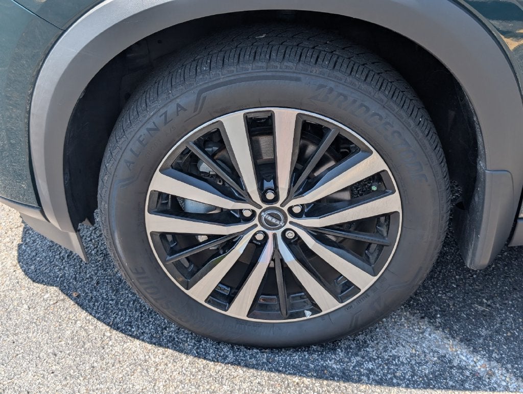 2025 Nissan Pathfinder Platinum FWD