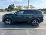 2025 Nissan Pathfinder Platinum FWD