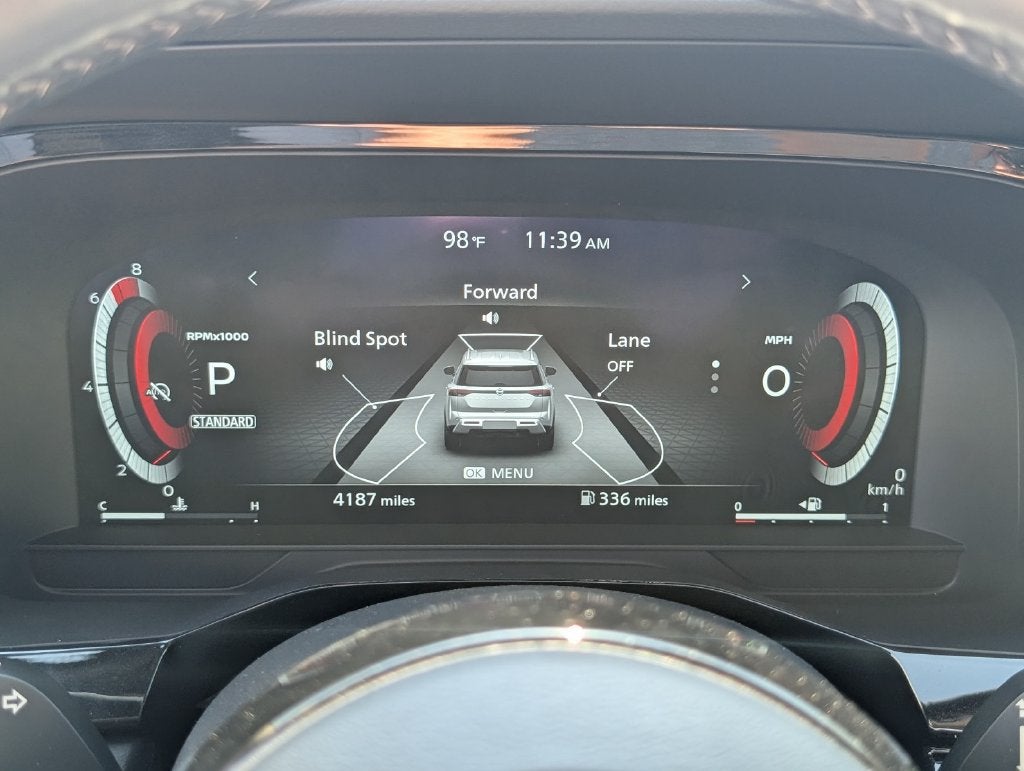 2025 Nissan Pathfinder Platinum FWD