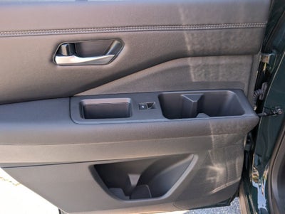 2025 Nissan Pathfinder Platinum FWD
