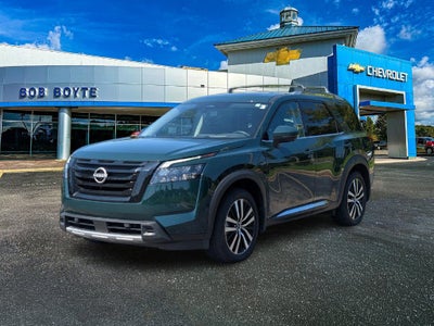 2025 Nissan Pathfinder Platinum FWD