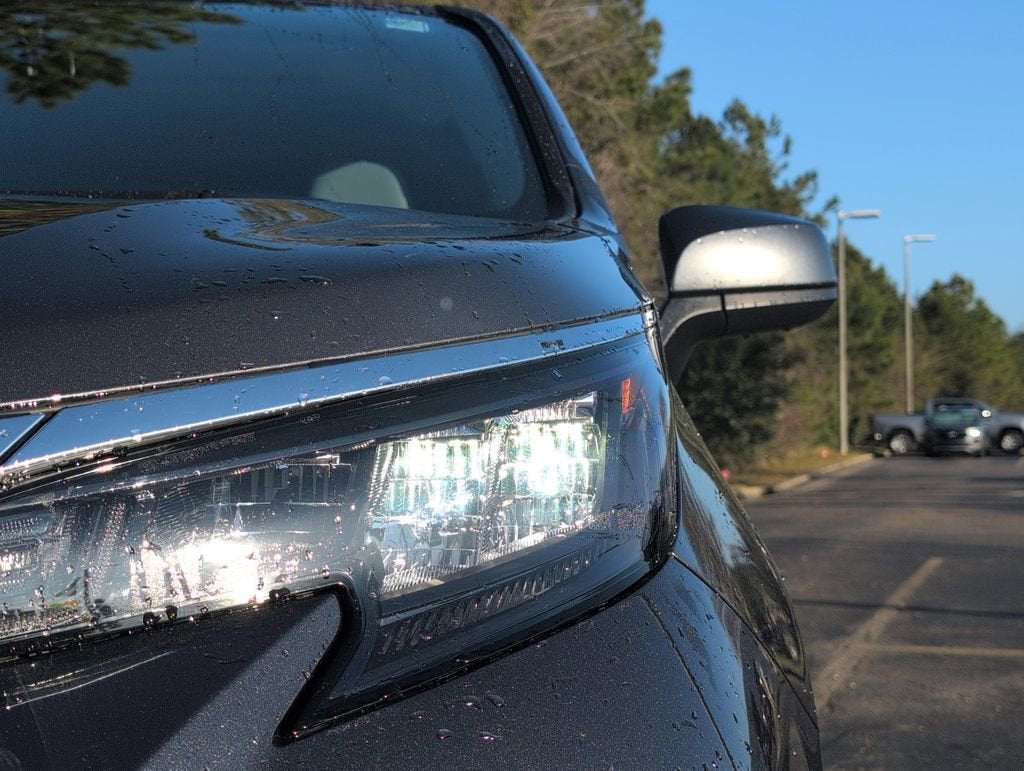 2025 Toyota Sienna LE