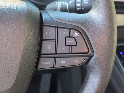 2025 Toyota Sienna LE