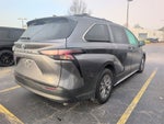2025 Toyota Sienna LE